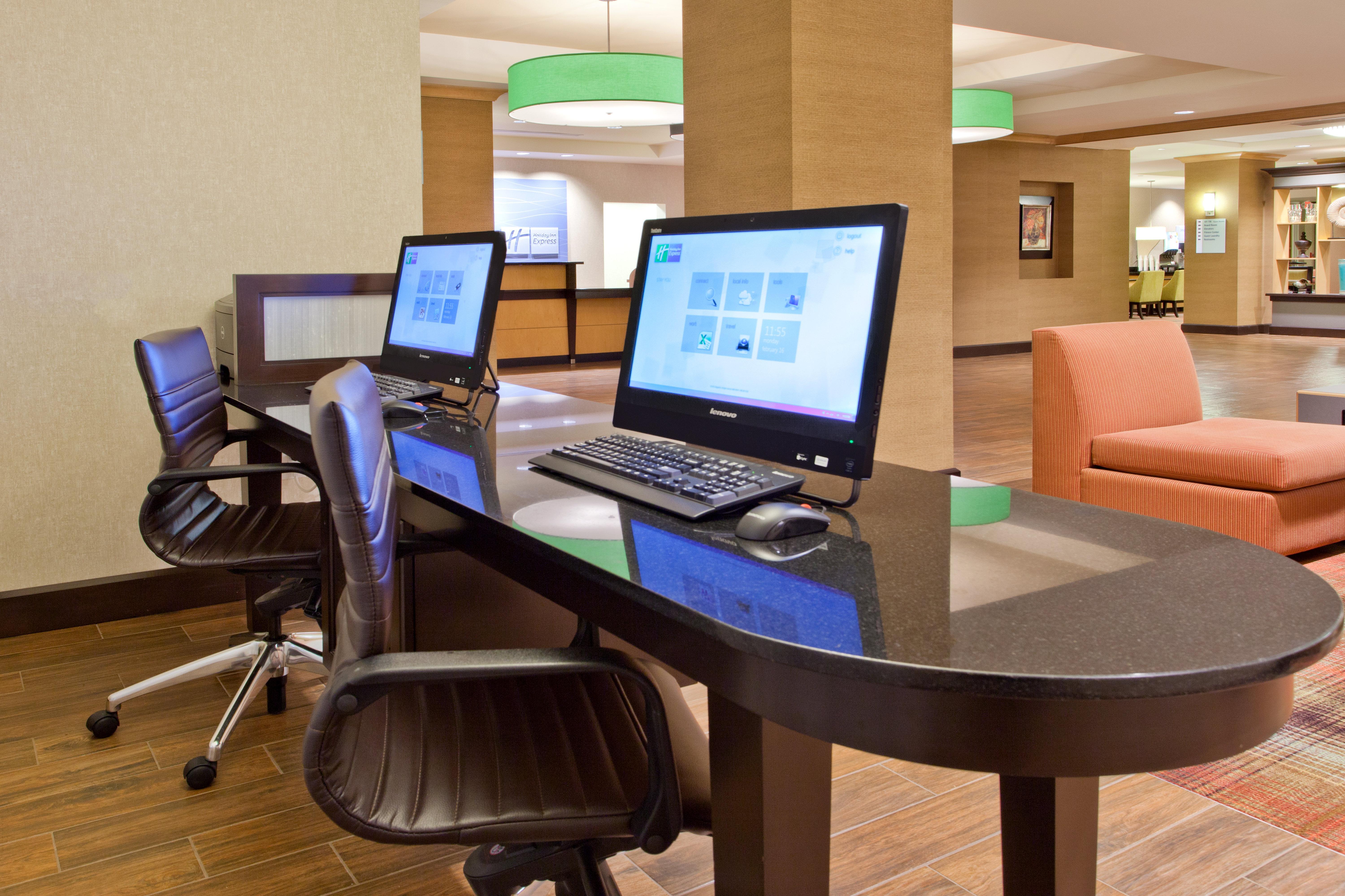 Holiday Inn Express Hotel & Suites Huntsville West - Research Park By Ihg Bagian luar foto