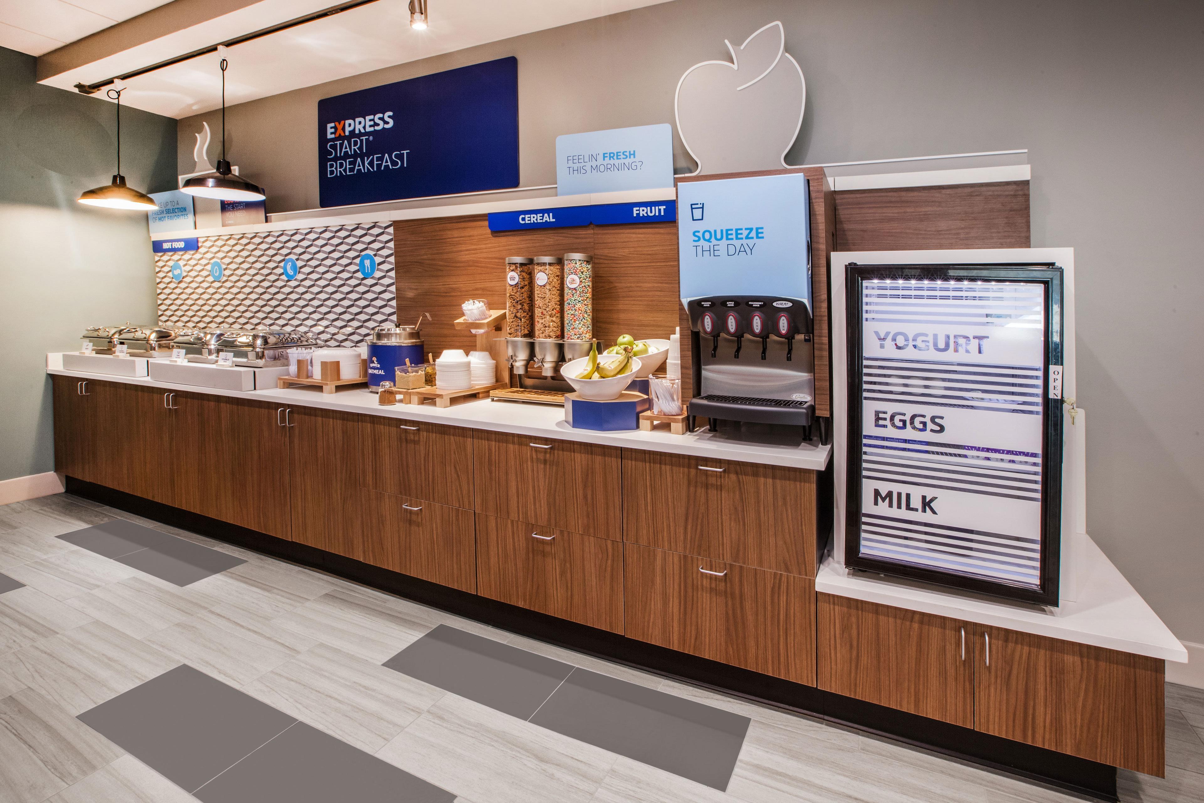 Holiday Inn Express Hotel & Suites Huntsville West - Research Park By Ihg Bagian luar foto