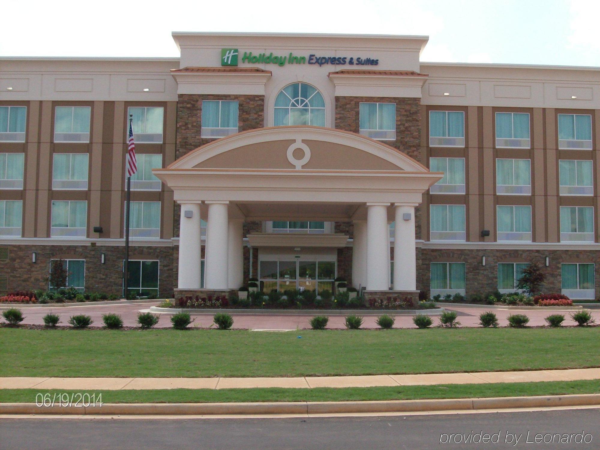 Holiday Inn Express Hotel & Suites Huntsville West - Research Park By Ihg Bagian luar foto
